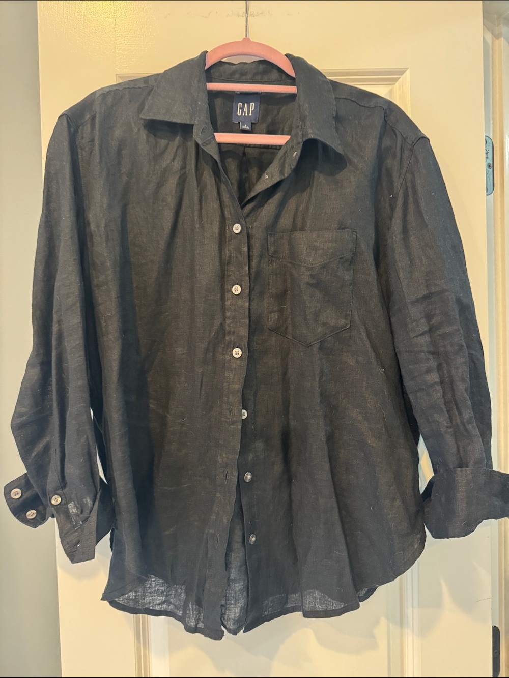 Gap women’s black linen button shirt small new